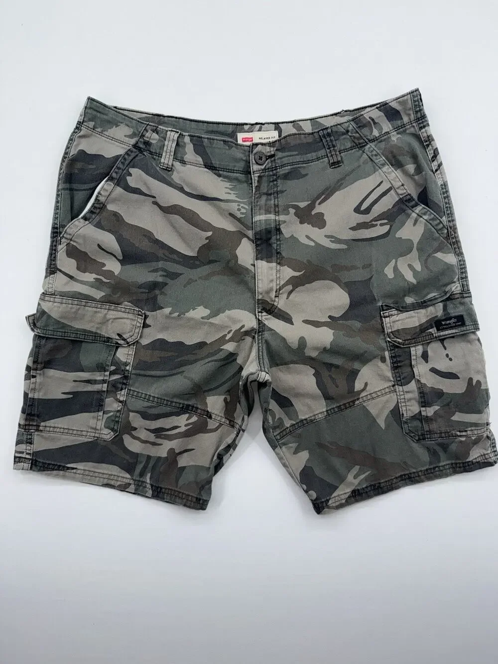 Wrangler Relaxed Fit Mens Camo 10